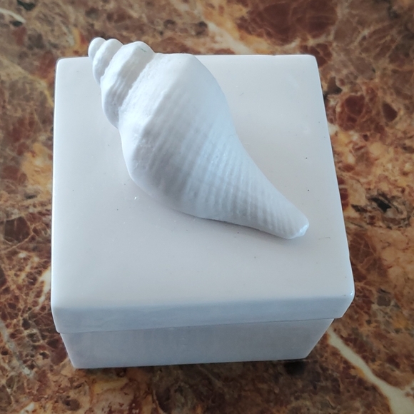 Ceramic Shell box